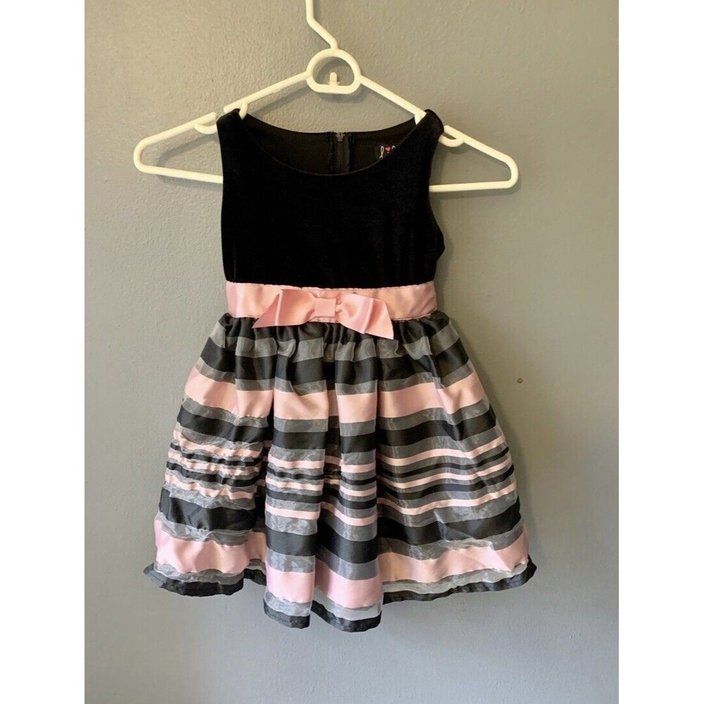 Girls 3-4T Formal Velvet A-Line Dress With Ribbon